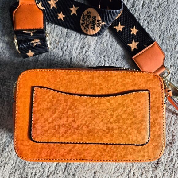 Limited Edition Marc Jacobs and Anna Sui Collab Snapshot Crossbody - Picture 14 of 14